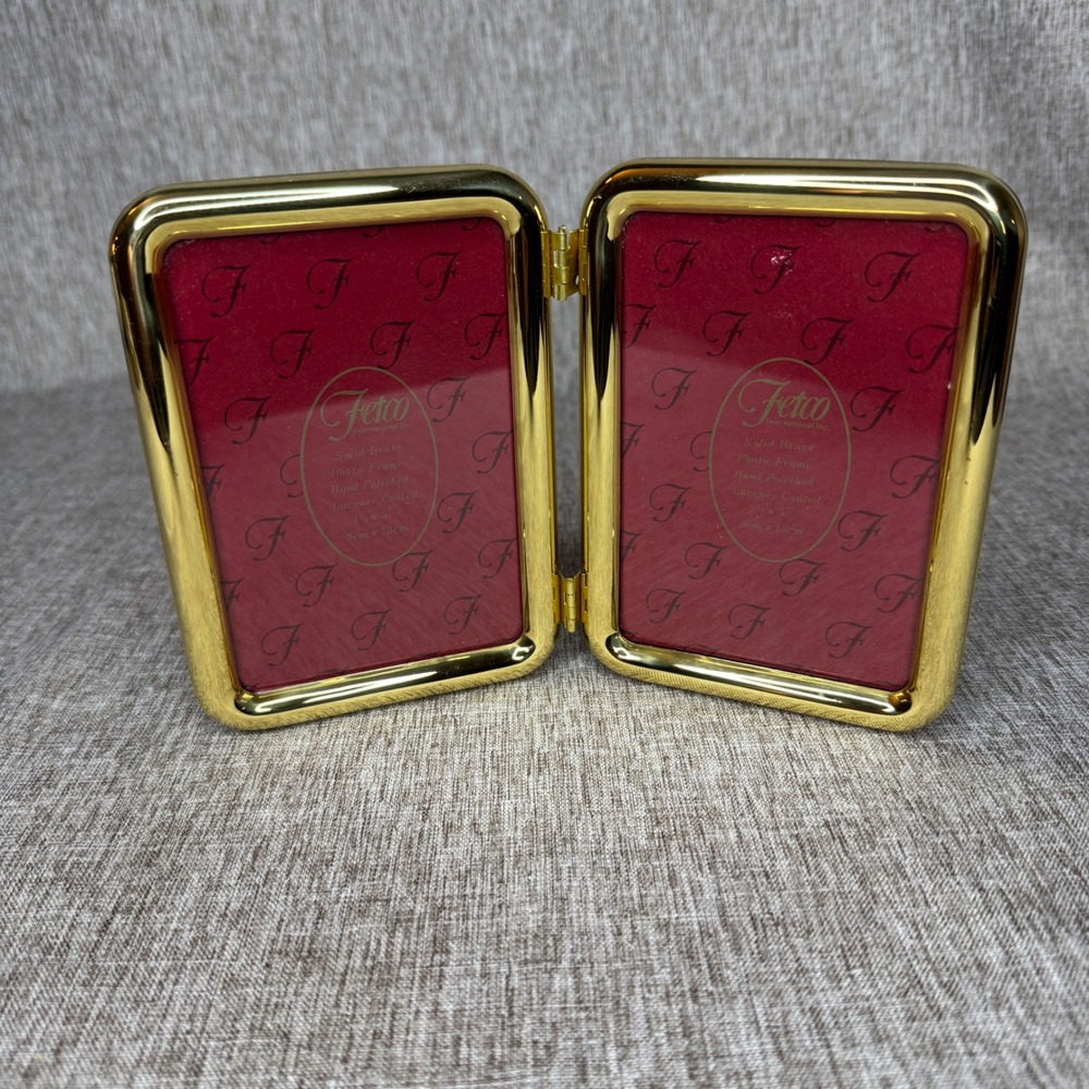 Fetco International Solid Brass Double Folding Photo Frame 3.5x5 Gold Polished